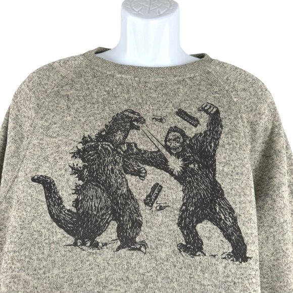 Lucky Brand Godzilla VS King Kong Sweatshirt Mens 2XL Fleece Crewneck FS-1482 - Picture 3 of 7